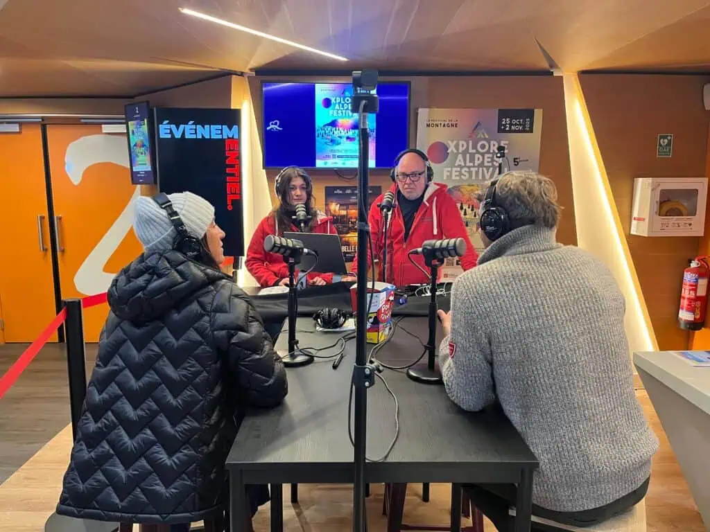 Sébastien Meunier et Thaïs Masson de Medialab Factory à la radio du Xplore Alpes Festival 2025