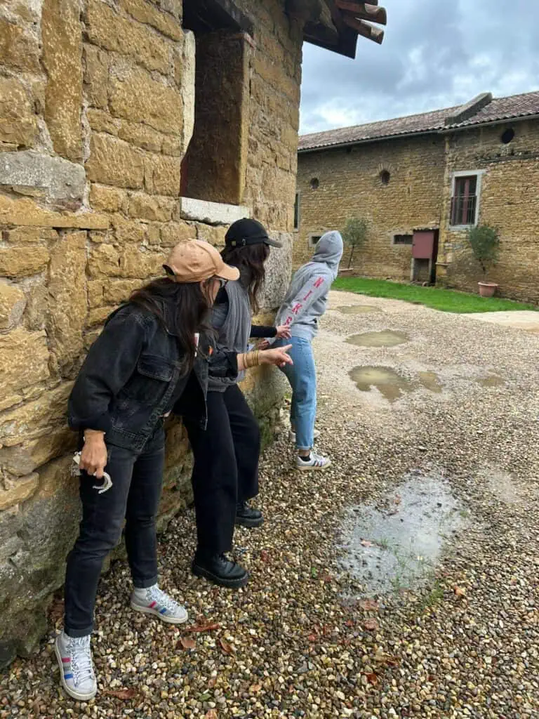 Medialab Factory assistant à une murder party d'Astus Séminaires